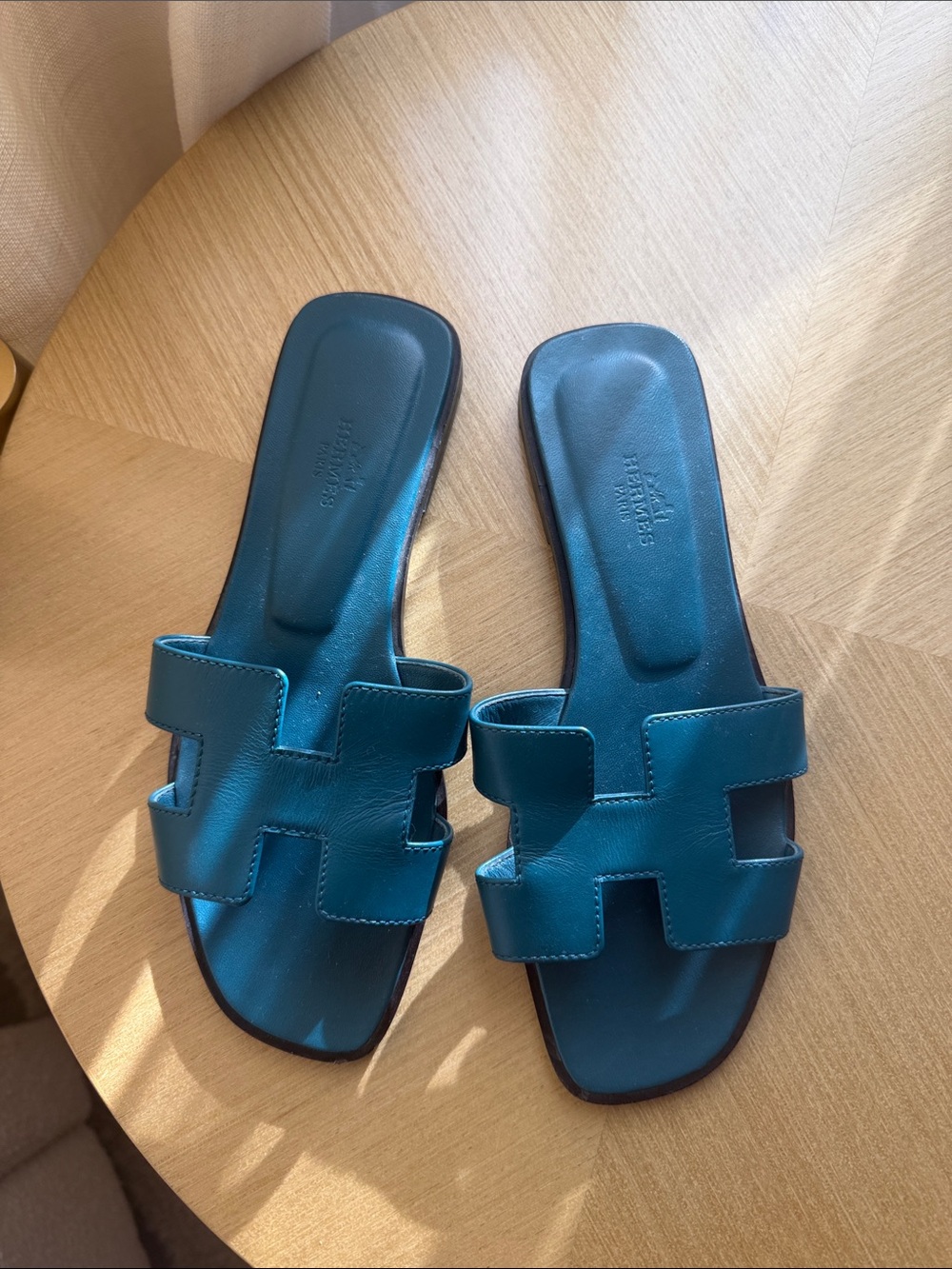 Hermes Oran Leather Slide Sandals Bleu Velvet color